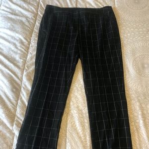 Ankle cut Black w/ white stripe Trousers